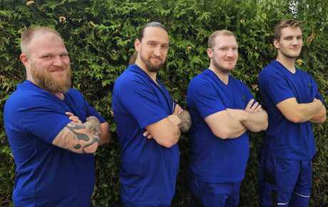 Das Team des Meisterbetriebs Michael Wodarz in Gröbenzell bei München – erfahrene Fachkräfte für Heizung, Sanitär, Solar und Lüftung