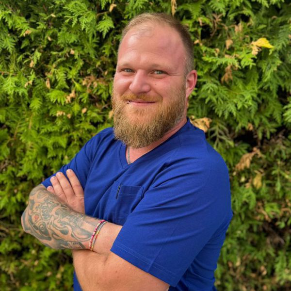 Armin Seidler, Büroleitung des Meisterbetriebs Michael Wodarz in Gröbenzell – Ansprechpartner für Kundenservice, Terminplanung und Organisation